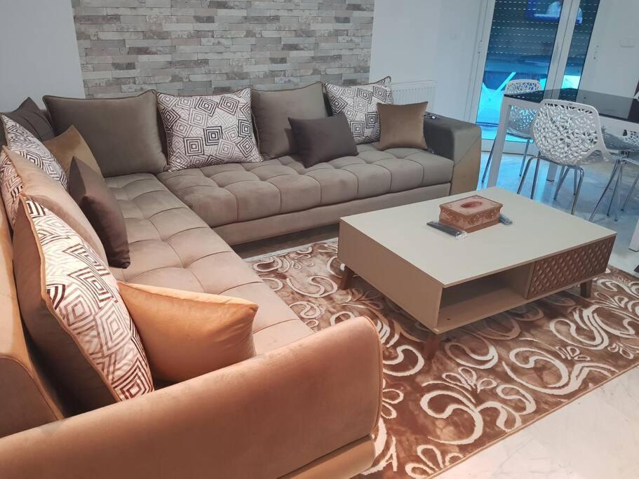 Lovely Apartment Near Tunis Mall - Lac2 Tunes Exterior foto
