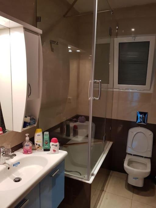 Lovely Apartment Near Tunis Mall - Lac2 Tunes Exterior foto